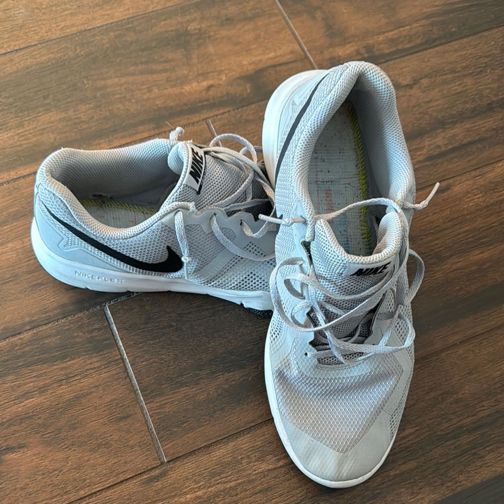 Nike Black and Gray Athletic Shoes